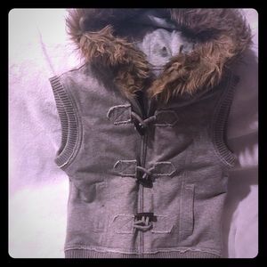Mudd gray vest with Faux fur lined hood kids